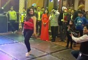 Pakistani Girl Wedding Dance on | Ni Main Kamli Ho Gai Aan | HD