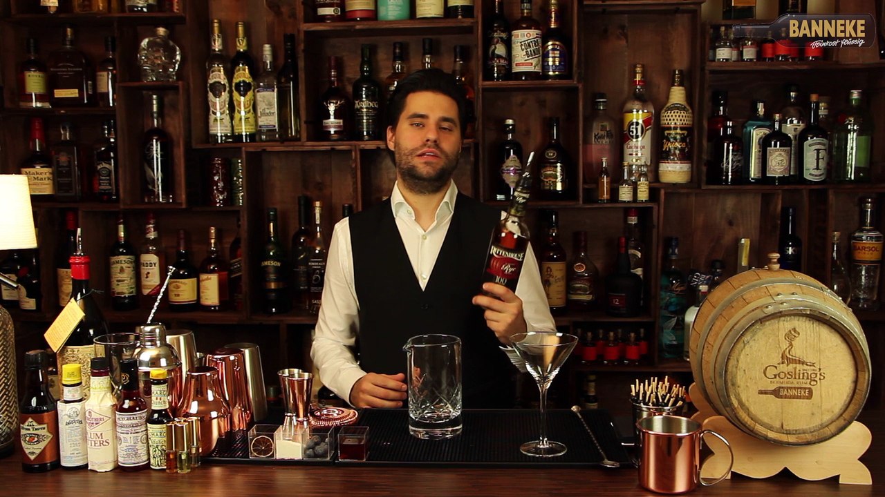 Manhattan -  Whiskey Cocktail selber mixen - Schüttelschule by Banneke