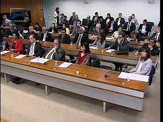 Romário comenta prisão de José Maria Marin: "Maior corrupto do nosso futebol"