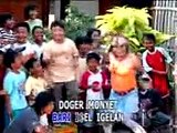 Doger Monyet / Topeng Monyet (Rafly Sunandar)