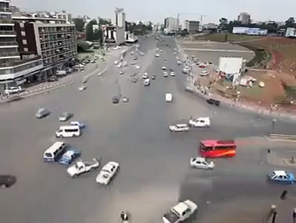 No traffic lights ... no accidents!