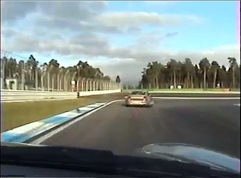 Porsche 996 C2 vs Porsche 993 Turbo @ Hockenheim