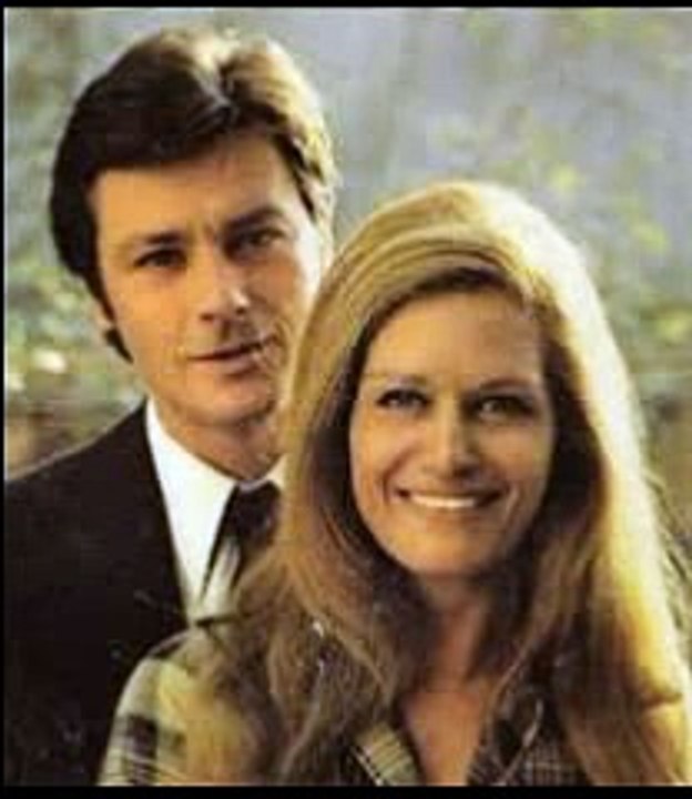 PAROLES   - DALIDA & ALAIN DELON
