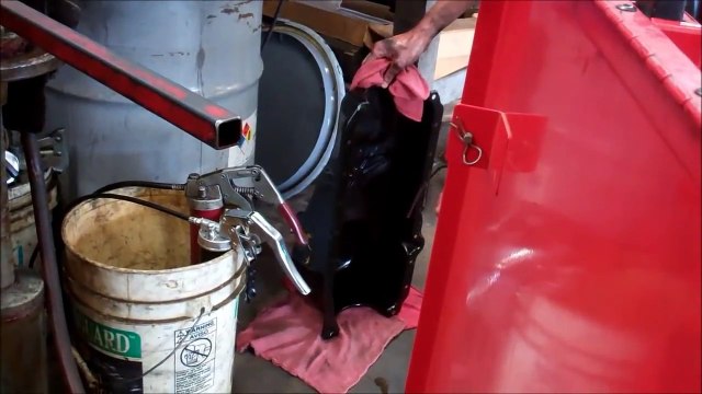 1997 GMC Truck: Engine Oil Pan Gasket Replacement