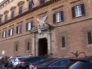 Compravendita di voti nel 2012, arrestati due deputati regionali