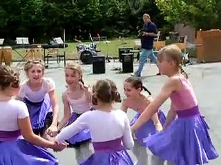 "La fille mal gardeé..." Kinderballett / Children ballet