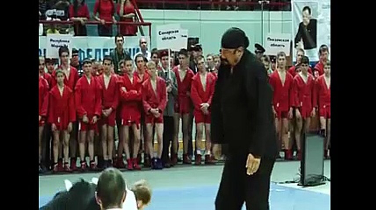 talons remarquable de steven seagal !!!!!!!!!!!!!!!!!!!!!