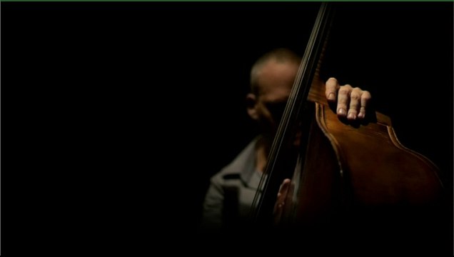 Pop & Co : Sortir des ténèbres avec le trio d'Avishai Cohen
