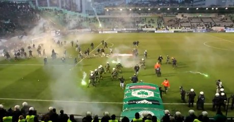 Adeptos Do Panathinaikos Invadem Relvado Para Atacar Vítor Pereira | Panathinaikos Vs Olympiakos