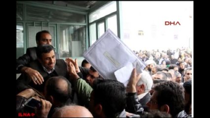 Ahmedinejad Vefat Eden Annesi İçin Taziye Merasimi Düzenledi