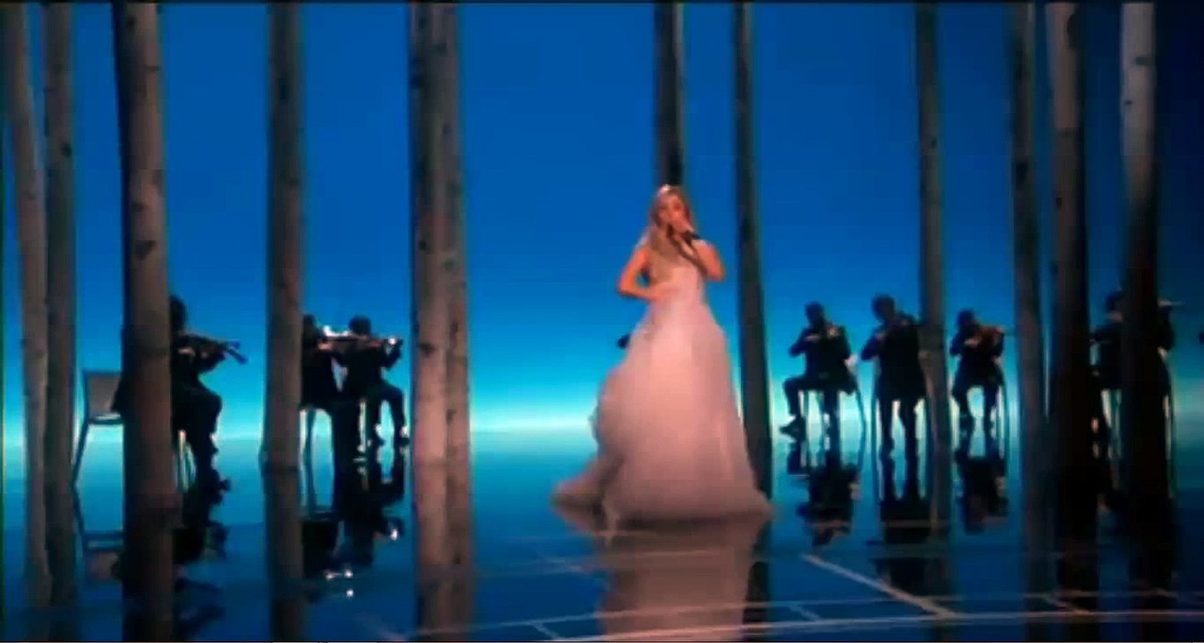 LADY GAGA 2015 Oscars Full Performance (Sound of Music) for Julie Andrews | 87th Academy Awards
