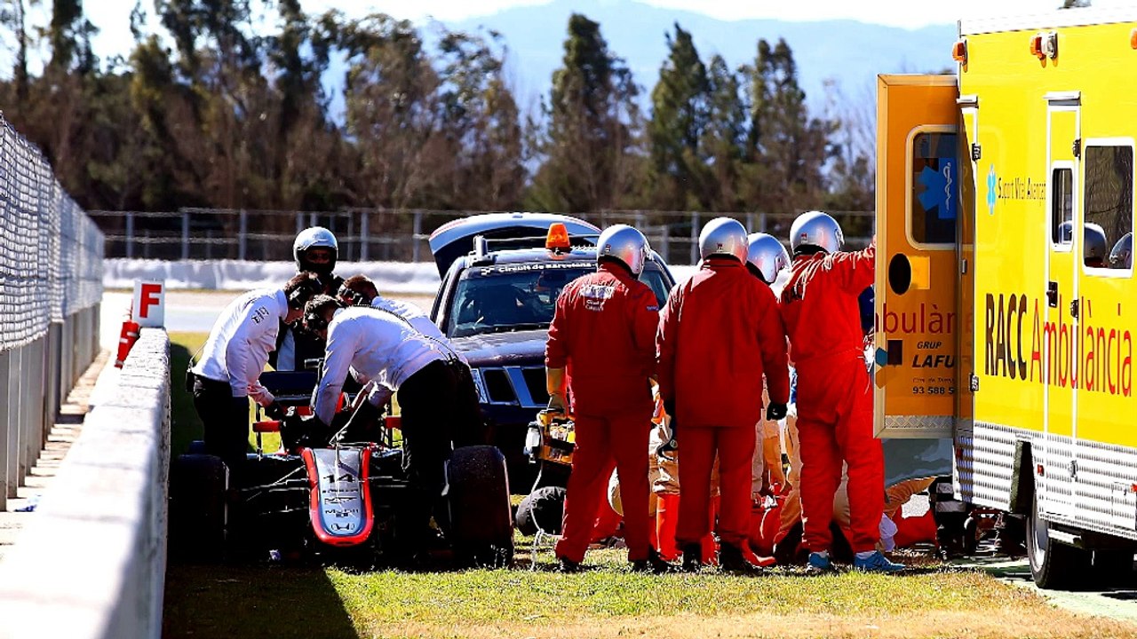 F1: Alonso nach Crash ohne Verletzung
