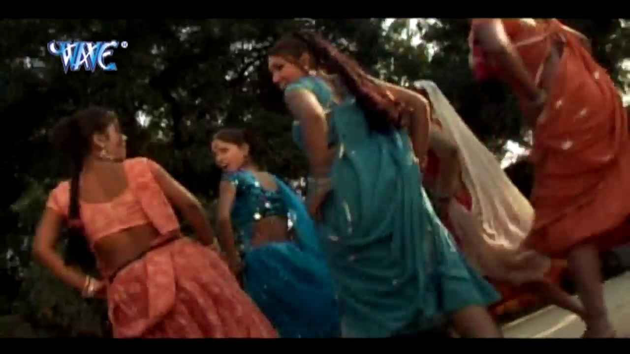 होली में होता सफाई Holi Me Hota Safai - Munni Badnam Huyi Holi Me - Bhojpuri Hot Holi Songs 2015 HD