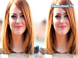 Oopsyy- Emma Stone accidently flashes underwear