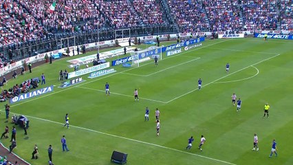 Alemao teases Guadalajara with samba skill