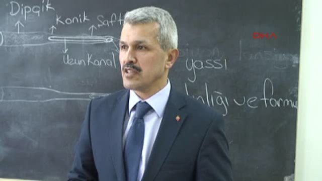 Roman Kızları İçin Dikiş Kursu