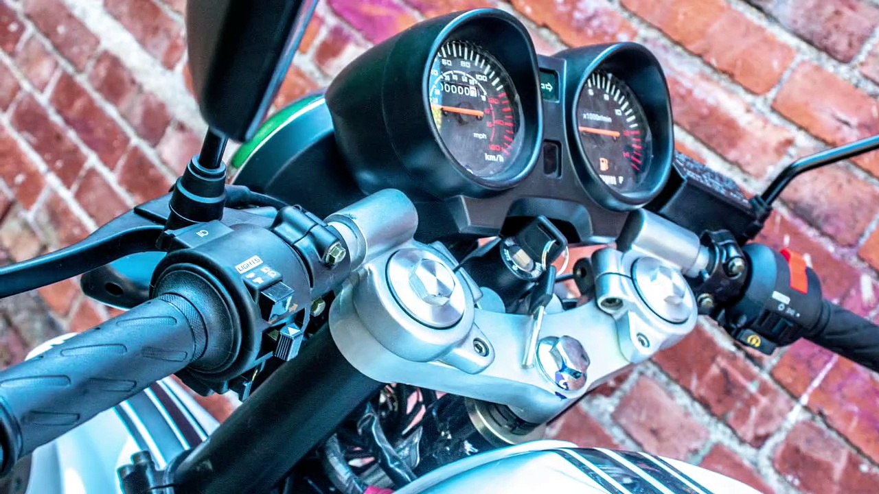 Sinnis Stealth 125 Motorcycle Promotion Video