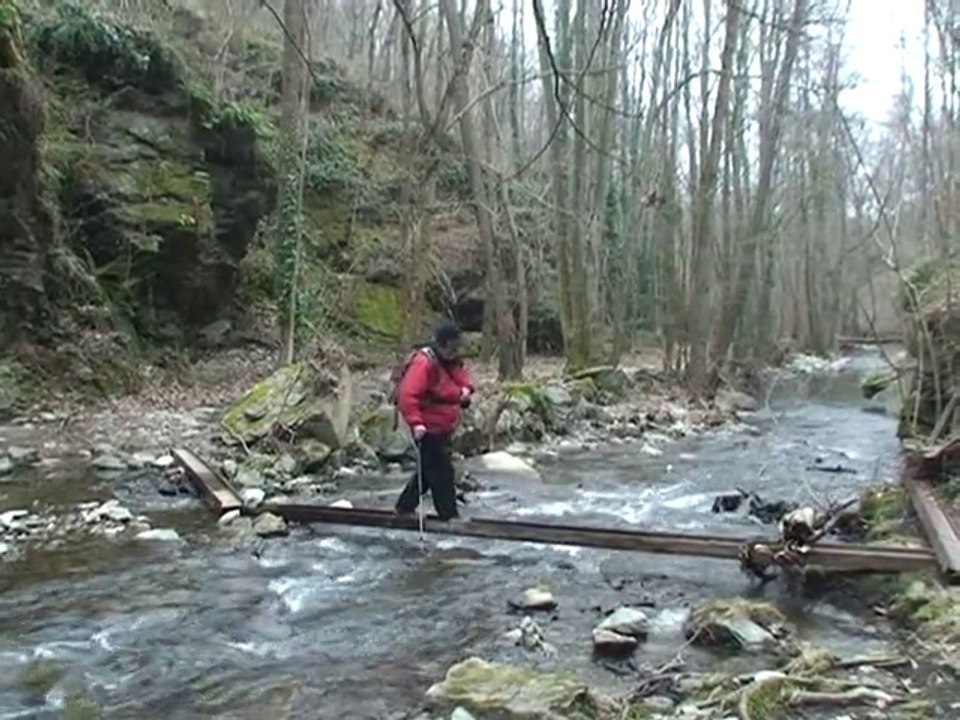 Gorges du Couzon -Châteauneuf 42800 - Parc Naturel du Pilat