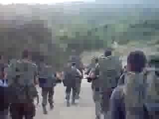 greek soldiers insulting turks