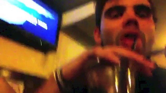 Buda Buda - Toulon à Budapest - Gazon Funiculairien