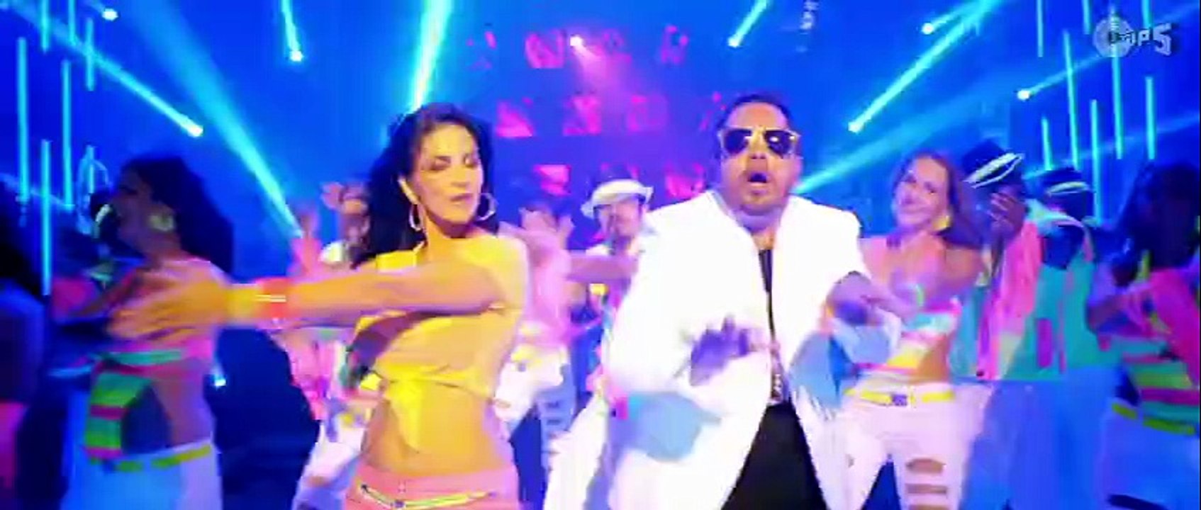 Shake That Booty - Balwinder Singh Famous Ho Gaya - Mika Singh, Sunny Leone