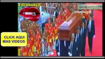 Florinda Mesa Pelea con Camarógrafo en Funeral de Chespirito Roberto Gómez Bolaños - Funeral de Chespirito