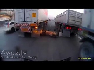 Biker fortunately survives in accident