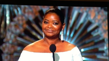 GLORY - John Legend & Common - 2015 Oscars Performance (HD)