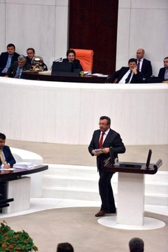 Meclis'te Ayşenur Bahçekapılı ile Engin Altay Arasında İlginç Diyalog