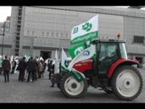 Napoli - Agricoltori in piazza contro l’Imu agricola (23.02.15)