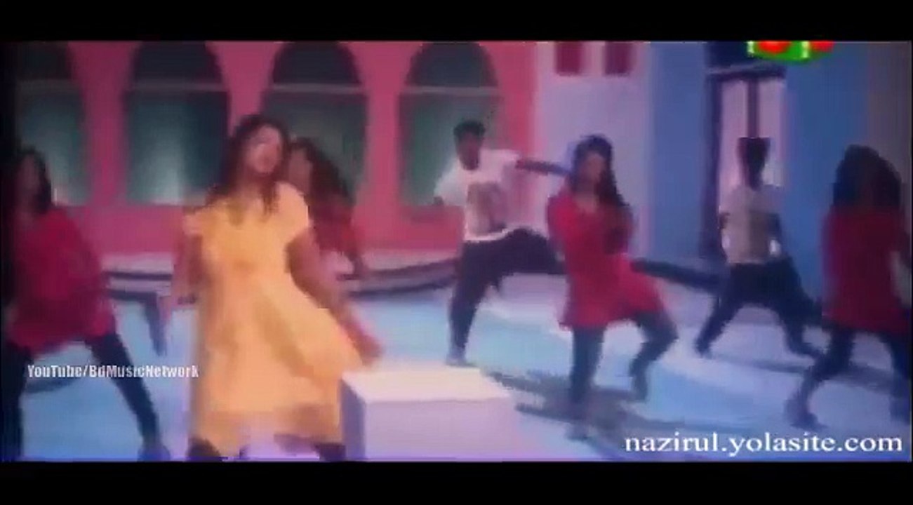 Akash Matir Tole Re Film Dhakar King