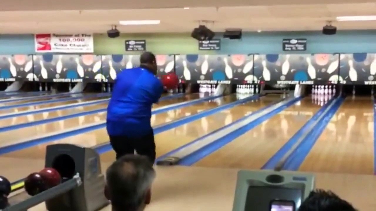 Bowling il réussit 36 strikes de suite