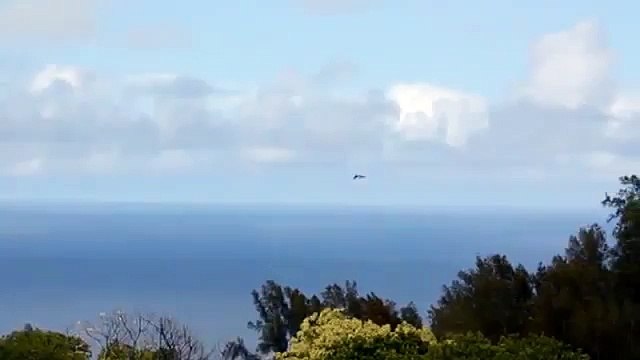 UFO SIGHTINGS HIGH TECH DRONES OF THE FUTURE OR UFOS? NEW EVIDENCE CAUGHT ON TAPE 2012!