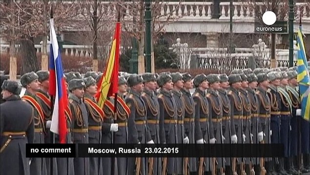 Vladimir Putin lays wreath to mark Defender of the Fatherland Day