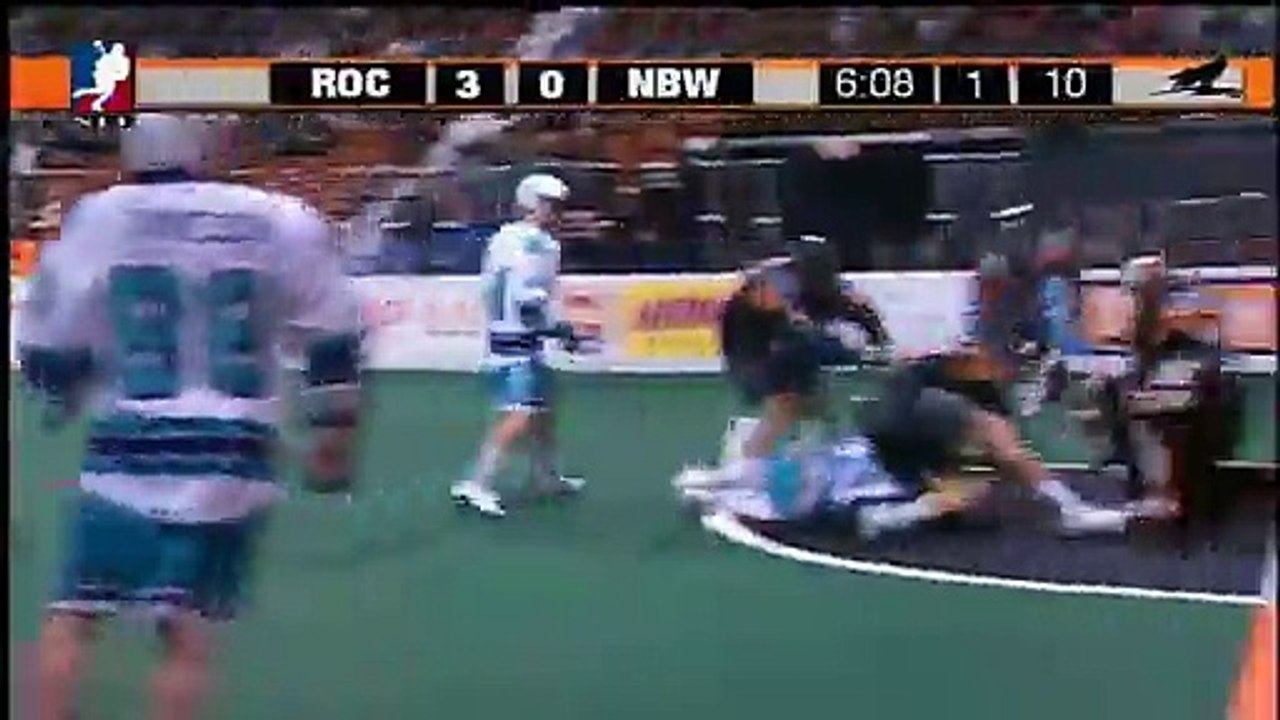 Grosse baston lors d'une partie de Lacrosse !!