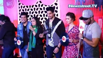Cuteness personified: Siddharth makes Alia blush