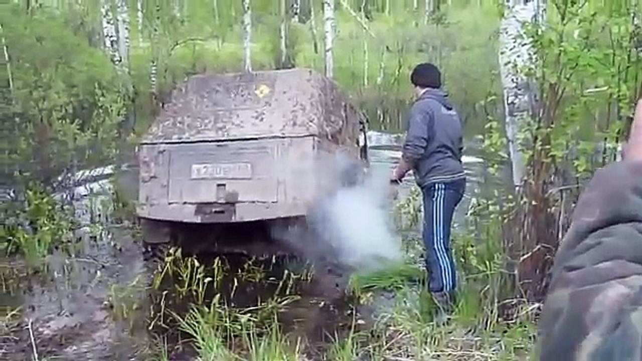 Régis lave son 4x4