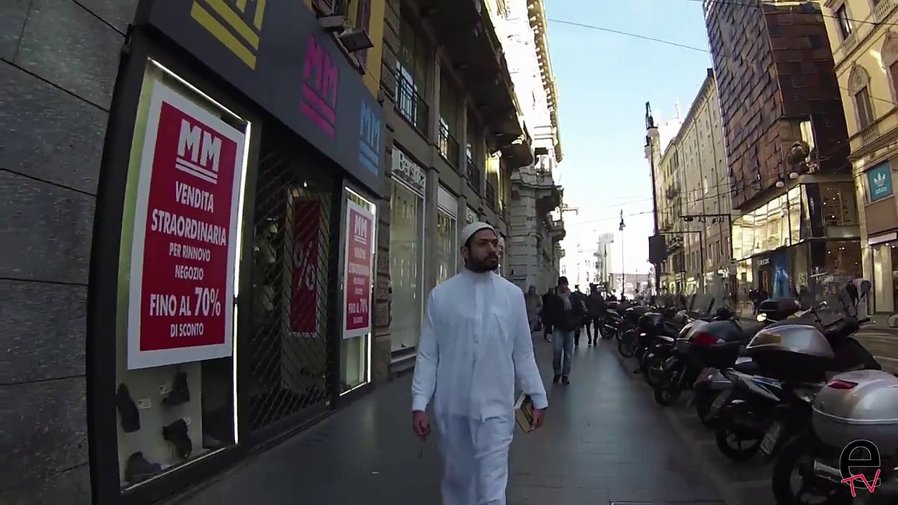 5 hours Walking in Milan