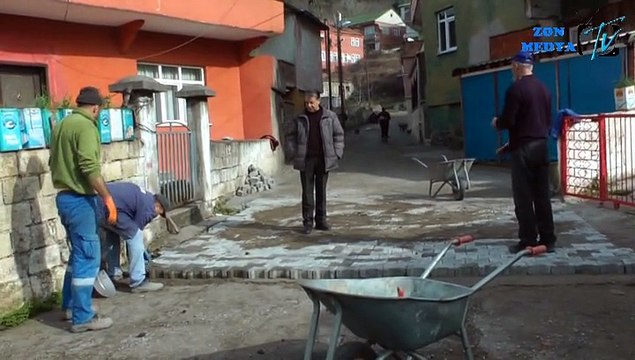 TÜRKALİ KÖYÜN'DE PARKE TAŞ DÖŞEME