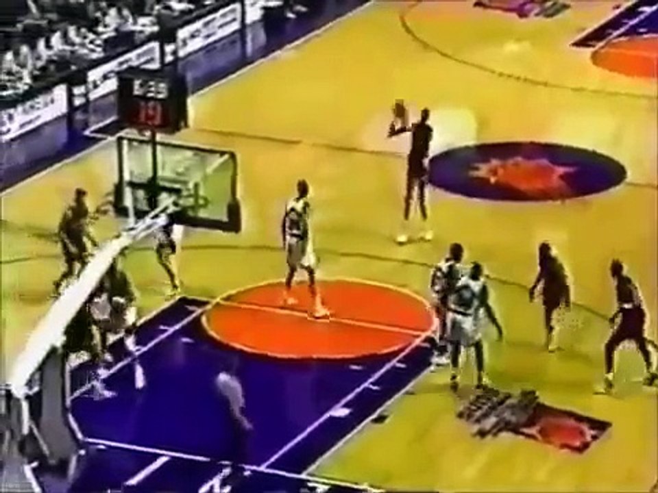 Manute Bol's Six 3-Point Half