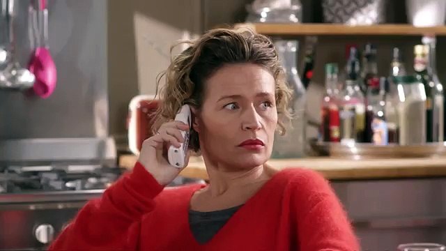 Mère et fille - Le Buzz, La chaîne en or, Tenue correcte exigée, Réservation ultime