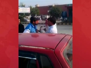 Traffic Warden & Passenger Fight