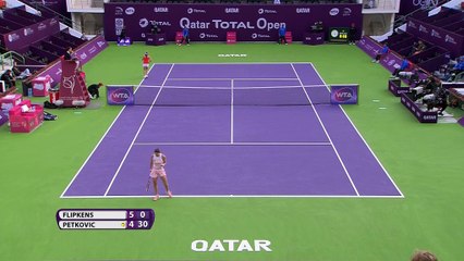 Qatar - Petkovic en 3 sets