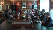 رئيس مجلس المستشارين يتباحث مع وزير الخارجية الهولندي