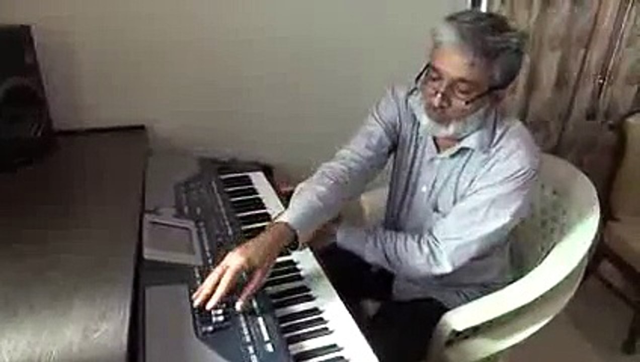 Mere Mehboob Qayamat Hogi.MTS