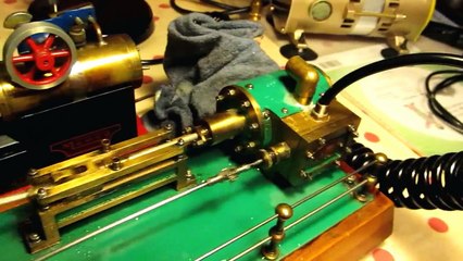 Large steam egine bought at STiA2013