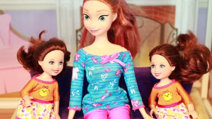 AllToyCollector Barbie Suds & Hugs Pups Frozen Anna Amber & Annabelle Puppy Bath