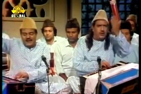 GHULAM FARID n MAQBOOL SABRI QAWWAL - Tajdar-E-Haram Ho Nigahe Karam