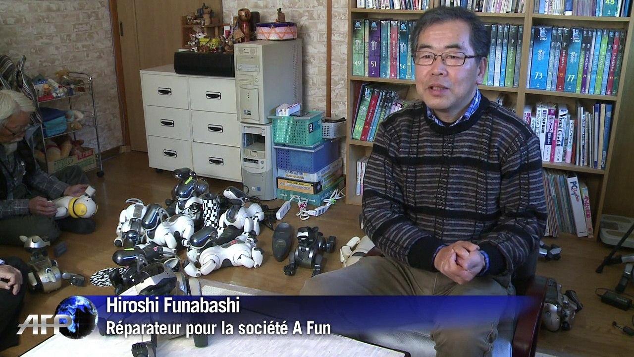 Au Japon, les chiens robots Aibo, compagnons à la vie, à la mort