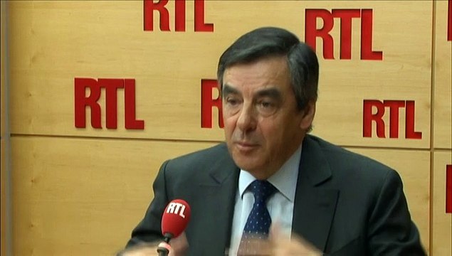 Français de souche : François Fillon ne jette pas la pierre à Hollande